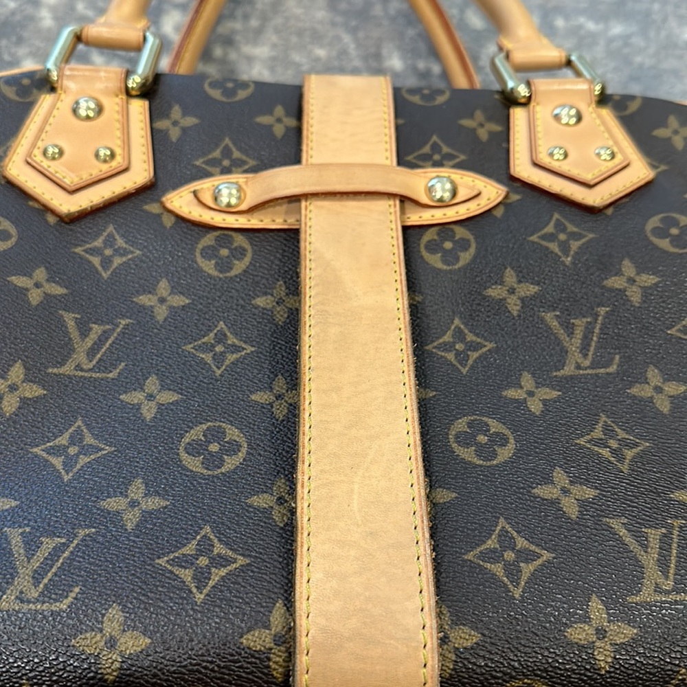 LOUIS VUITTON MANHATTAN GM WORN ONCE WITH ORIGINAL DUST BAG - Picture 7 of 16